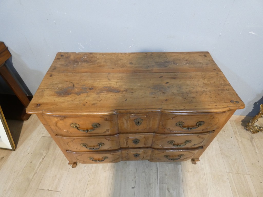 Commode arbalète en merisier d’époque Louis XV – XVIIIe siècle – Image 3