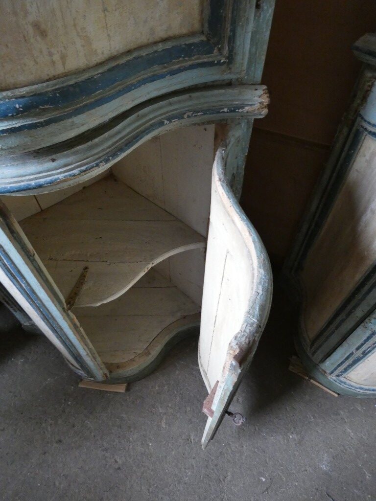 Exceptionnelle paire d'encoignures monumentales de boiserie d'époque Louis XV – XVIIIe siècle – Image 19
