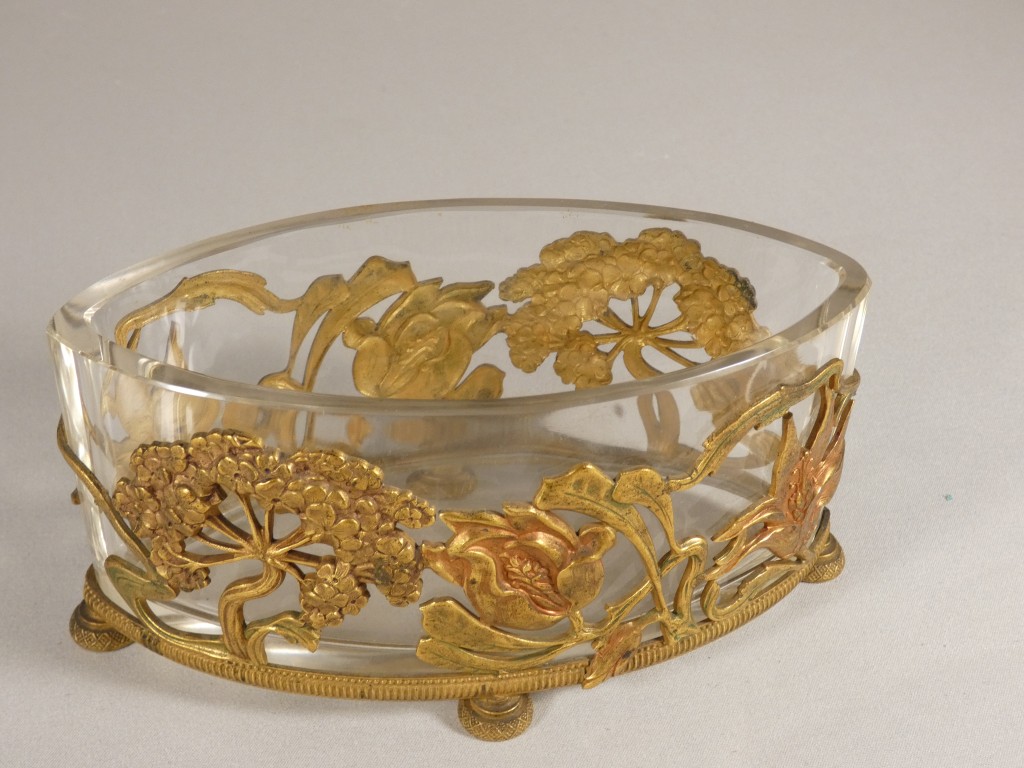 Petite jardinière de table ou centre de table Art nouveau en cristal et bronze doré – Vers 1900 – Image 6