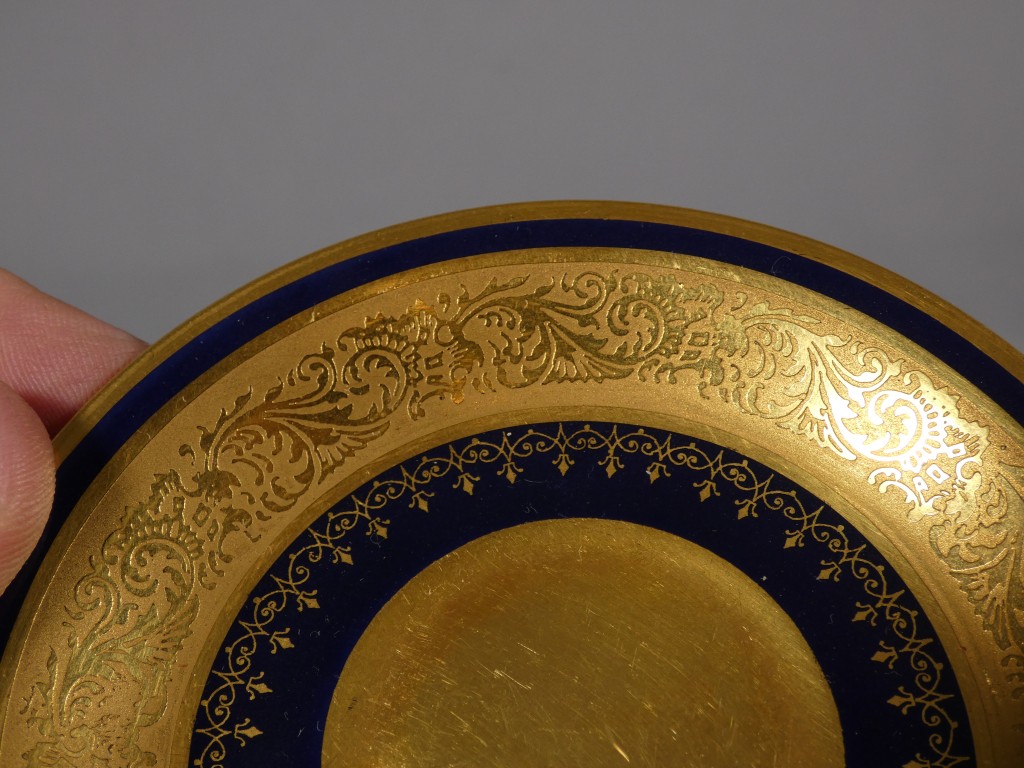 Incrustation d'or, tasse de collection en porcelaine de Limoges – Image 8